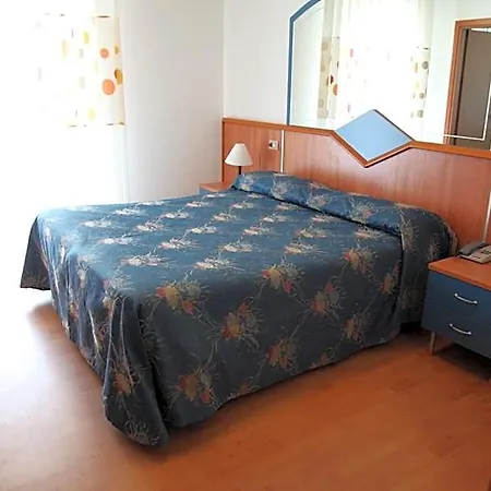Toledo فندق ليدو دي يسولو